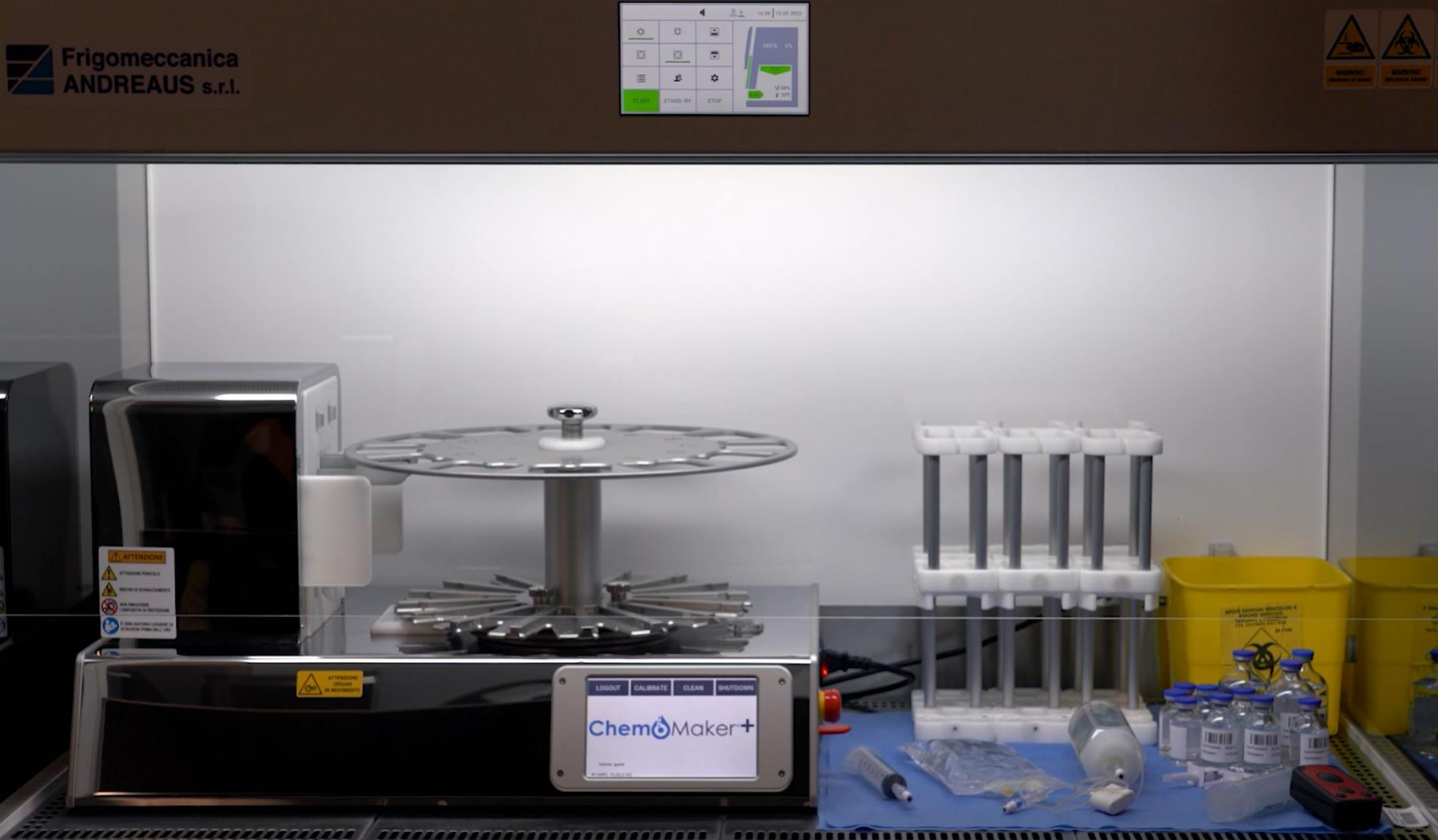 ChemoMaker+® installed inside a Frigomeccanica class II laminar flow hood